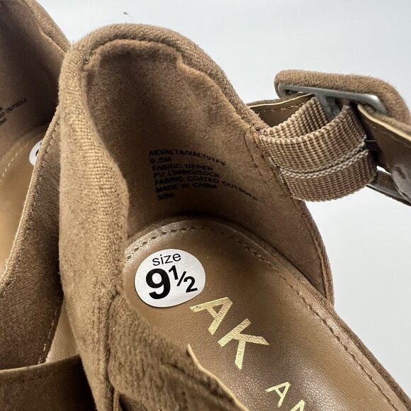 AK Anne Klein Valta Chunky Sandals Size 9.5 Block Heel Strappy Brown Crossover - Picture 8 of 9